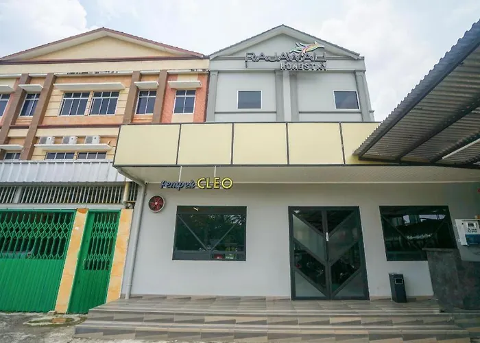 OYO 568 Rajawali Homestay Palembang
